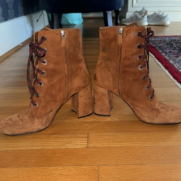 Prada suede laced up boots - Picture 2 of 6